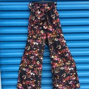WANDERLUX WideBottom Flared Floral Pants size xs